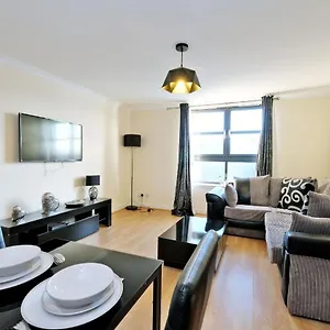 orangeapartments-riverside-drive.hotelsaberdeenuk.com/